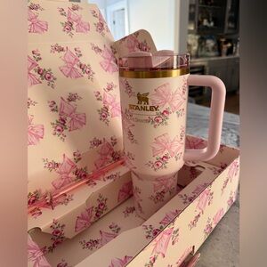 Loveshackfancy Stanley 40 oz